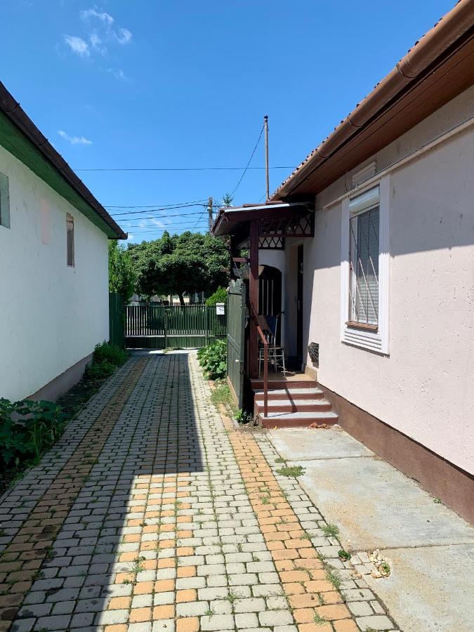 Amira Apartman Apartment Hajduszoboszlo Luaran gambar
